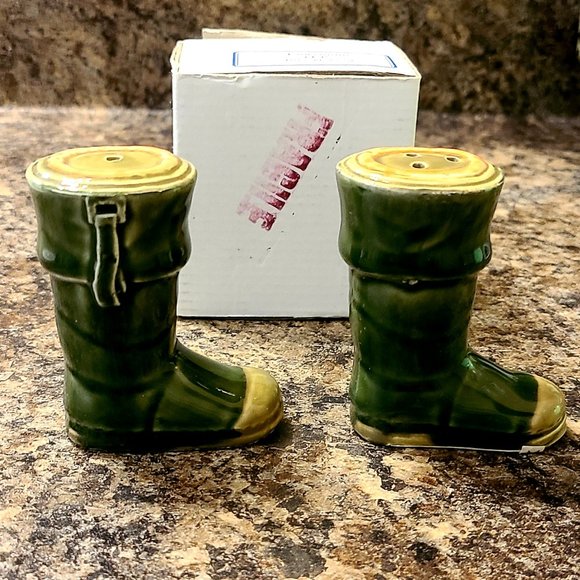 Vintage Eddie Bauer Duck Hunting Boots Salt And Pepper Shakers Japan NOS - Picture 3 of 7
